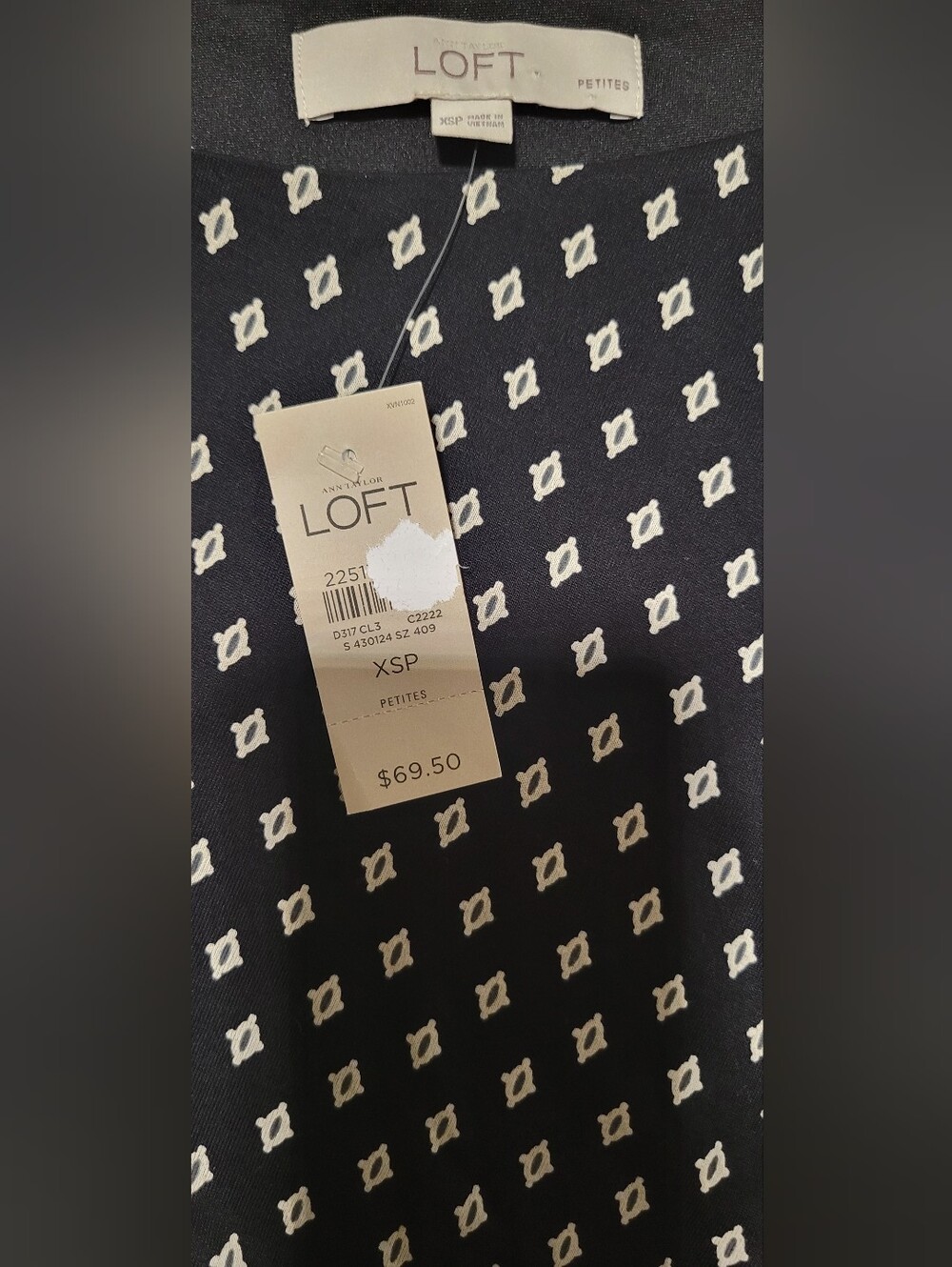 NWT LOFT Black & White Diamond-Print Cap-Sleeve Dress - Picture 2 of 2